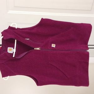 CARHARTT vest size Large women.